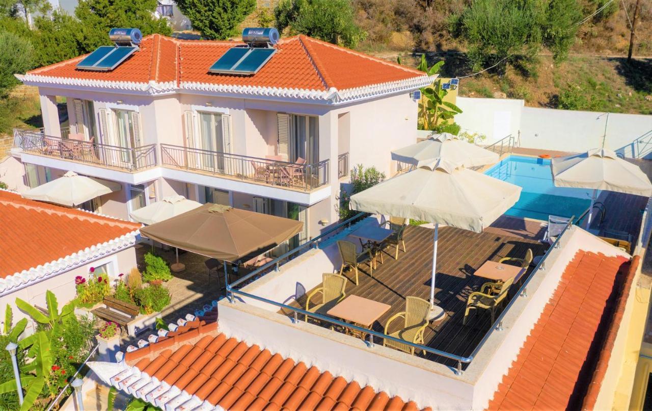 פיניקונטה Vereniki Apartments מראה חיצוני תמונה