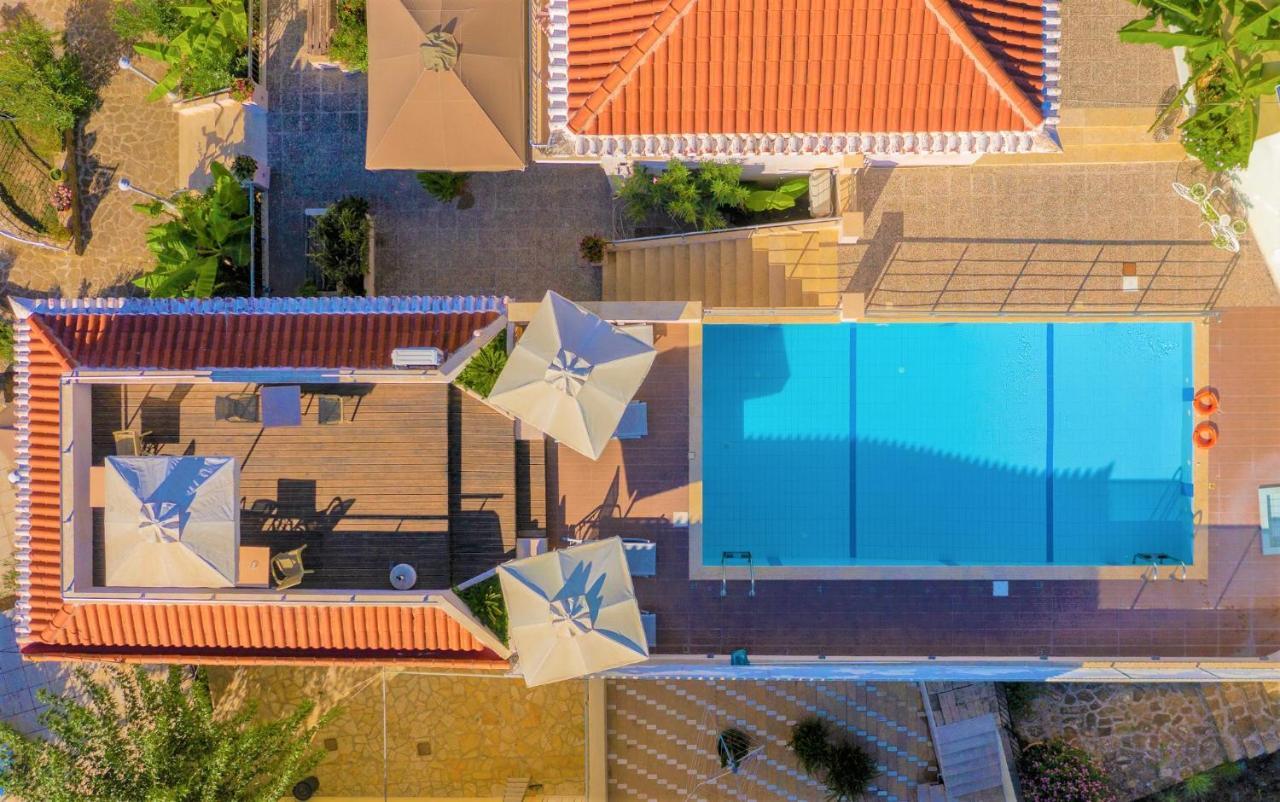 פיניקונטה Vereniki Apartments מראה חיצוני תמונה